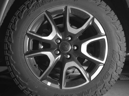 Used 2025 Jeep Compass Trailhawk AWD/4WD image 14