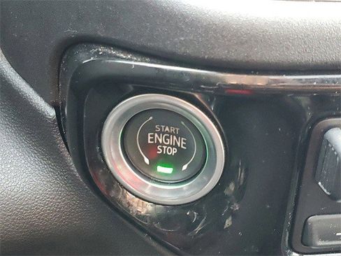 Certified 2022 Chevrolet Silverado 1500 High Country w/ High Country Premium Package image 26