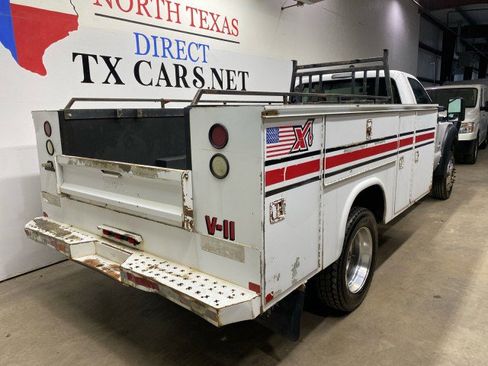 Used 2015 Ford F550 2WD Regular Cab Super Duty image 6