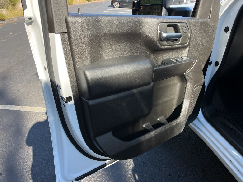 Used 2024 Chevrolet Silverado 2500 Custom w/ Custom Value Package AWD/4WD image 11