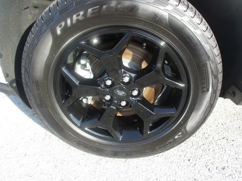 Certified 2022 Ford Maverick XLT w/ Equipment Group 300A Standard image 9