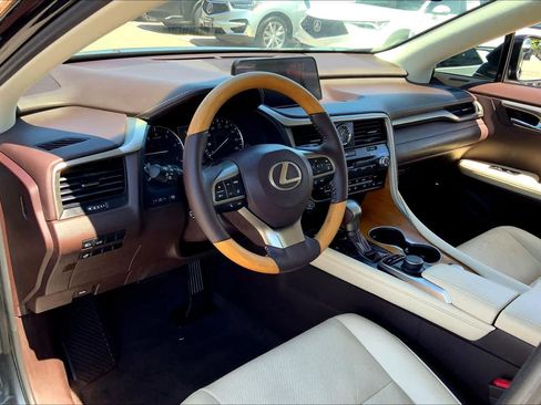 Used 2019 Lexus RX 350 FWD w/ Premium Package image 18
