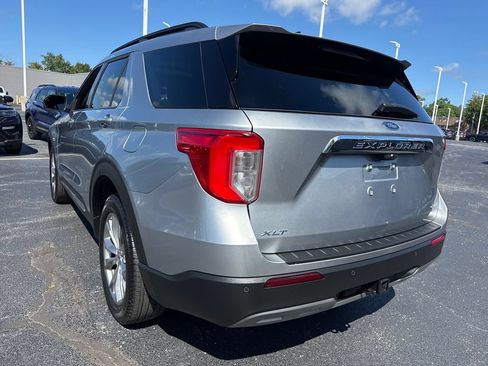 Used 2024 Ford Explorer XLT w/ Equipment Group 202A AWD/4WD image 9