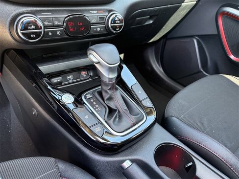 Certified 2022 Kia Soul Turbo image 19