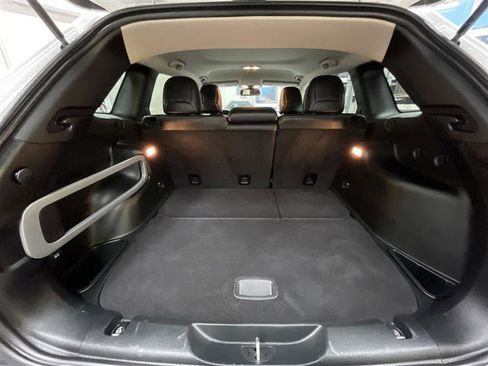 Used 2018 Jeep Cherokee Latitude Plus image 22