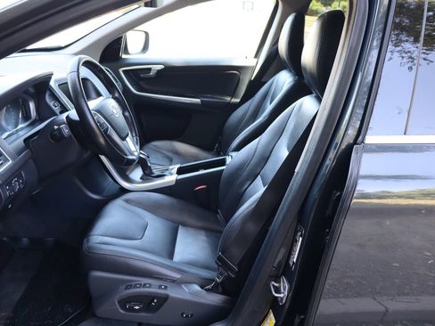 Used 2015 Volvo XC60 T5 AWD/4WD image 19