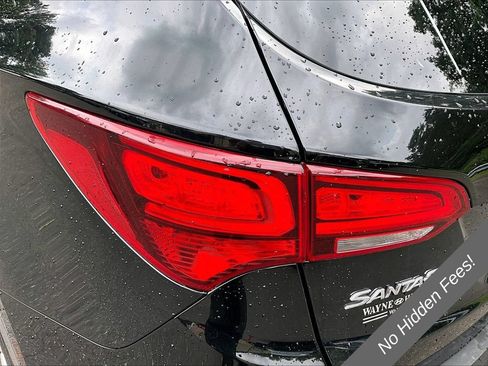Used 2018 Hyundai Santa Fe Sport AWD/4WD image 26