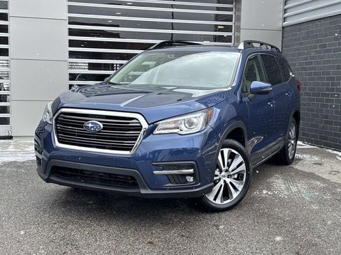 Used 2022 Subaru Ascent Limited w/ Technology Package image 1