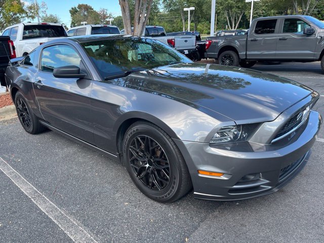 Used 2014 Ford Mustang Coupe w/ Equipment Group 102A RWD image 2