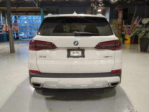 Used 2023 BMW X5 xDrive40i w/ Climate Comfort Package image 9