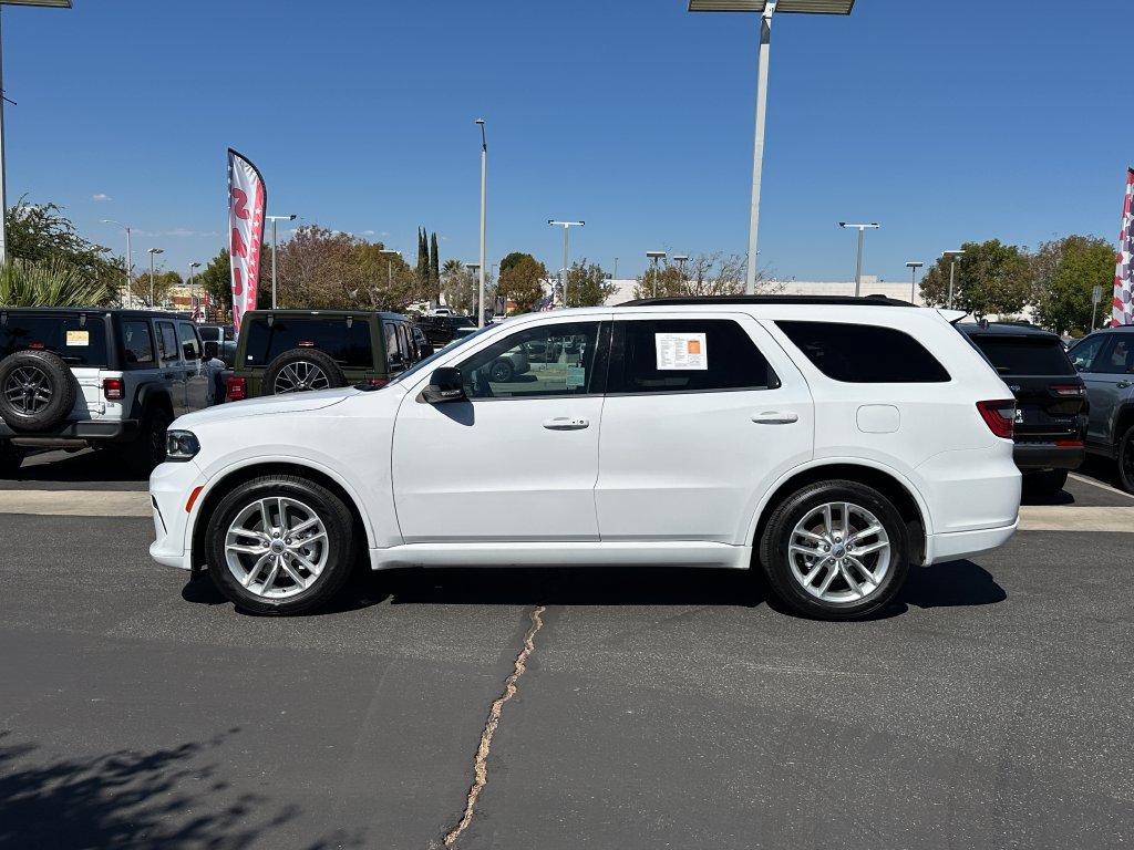 Certified 2024 Dodge Durango GT RWD image 3