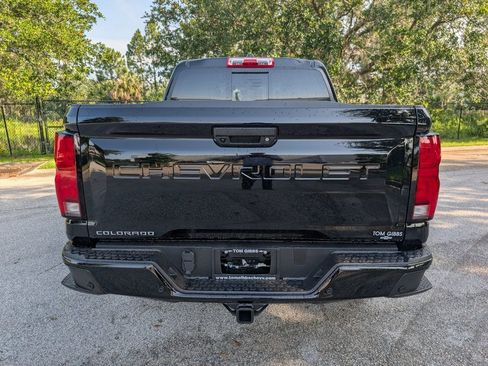 New 2025 Chevrolet Colorado LT w/ LT Convenience Package image 7