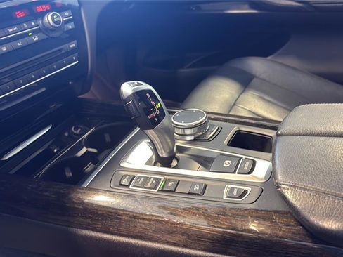 Used 2018 BMW X5 xDrive40e w/ Driving Assistance Package image 22