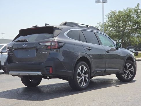 Used 2020 Subaru Outback Limited w/ Popular Package #2 AWD/4WD image 11