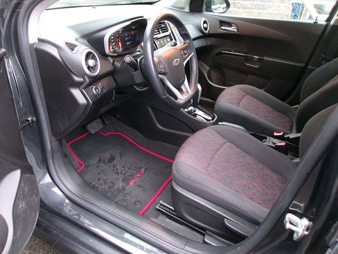 Used 2018 Chevrolet Sonic LT w/ RS Package image 14