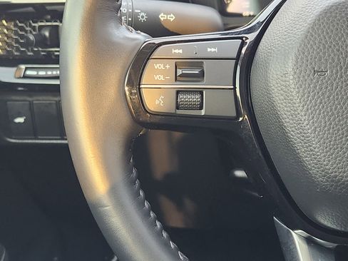 Used 2026 Honda CR-V EX-L image 28