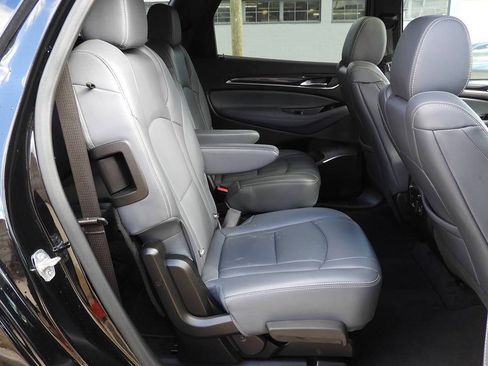 Used 2022 Buick Enclave Essence w/ Experience Buick Package FWD image 33