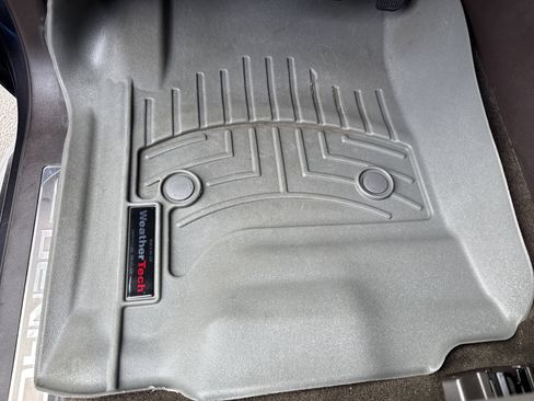 Used 2016 GMC Yukon XL Denali w/ Open Road Package image 18