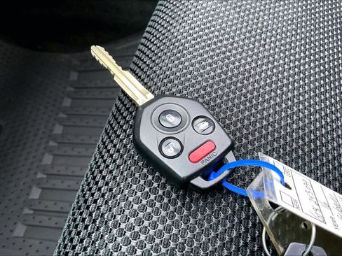 Used 2016 Subaru Crosstrek 2.0i Premium w/ Moonroof Package image 14