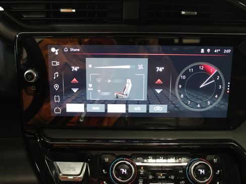 Used 2024 GMC Sierra 2500 AT4 w/ AT4 Premium Plus Package image 41