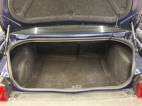 Used 2013 Dodge Challenger SXT RWD image 28