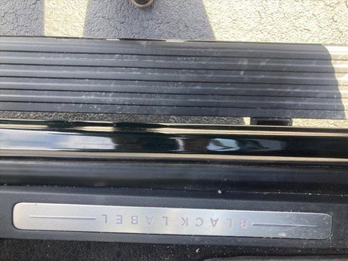 Used 2024 Lincoln Navigator Black Label image 10