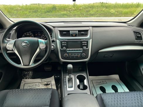 Used 2016 Nissan Altima 2.5 S w/ Power Driver Seat Package FWD image 14