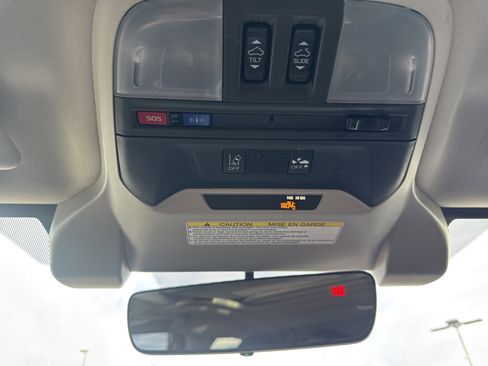 Used 2019 Subaru Crosstrek 2.0i Premium image 29