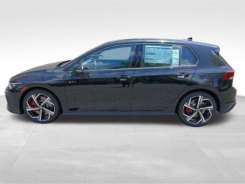 New 2025 Volkswagen GTI SE image 2