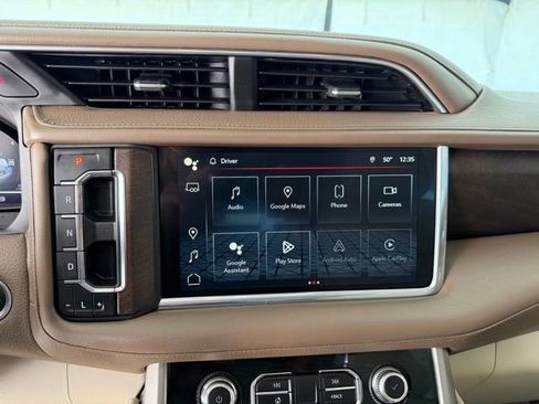 Used 2023 GMC Yukon XL Denali image 19