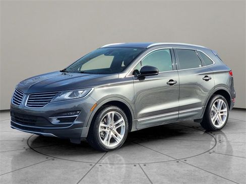 Used 2017 Lincoln MKC Reserve w/ Lincoln MKC Climate Package image 3