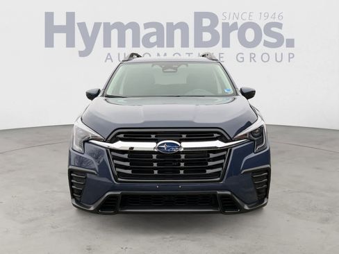 Certified 2025 Subaru Ascent Premium image 9