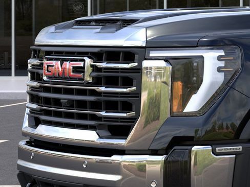 New 2026 GMC Sierra 3500 SLE AWD/4WD image 13