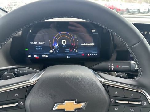 New 2026 Chevrolet Equinox LT w/ Convenience Package II AWD/4WD image 15
