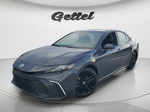 Used 2026 Toyota Camry SE w/ Convenience Package FWD image 1