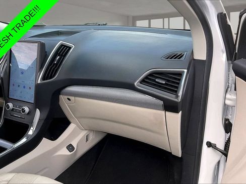 Used 2021 Ford Edge Titanium w/ Equipment Group 301A FWD image 24