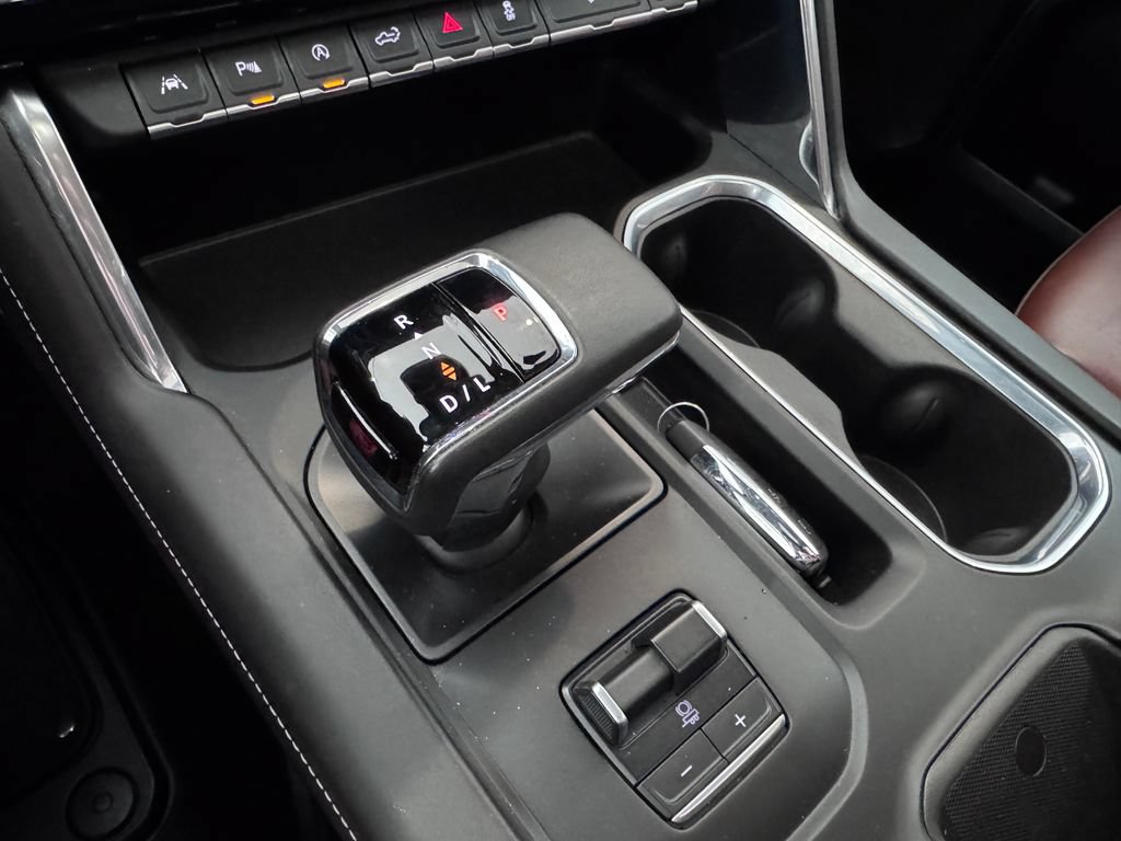 Certified 2025 GMC Sierra 1500 Denali Ultimate AWD/4WD image 24