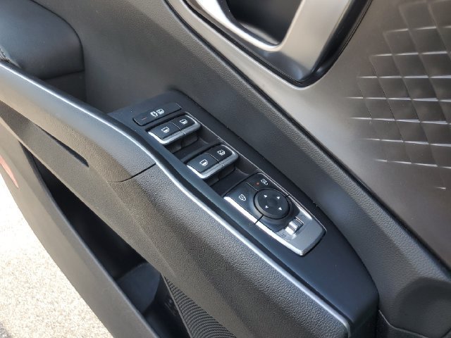Certified 2025 Kia Sorento S AWD/4WD image 27