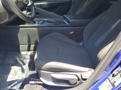Used 2025 Hyundai Elantra Sport FWD image 18
