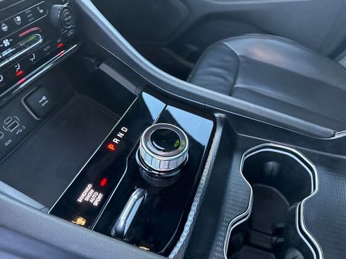 Used 2024 Jeep Grand Cherokee L Limited w/ Luxury Tech Group II image 30