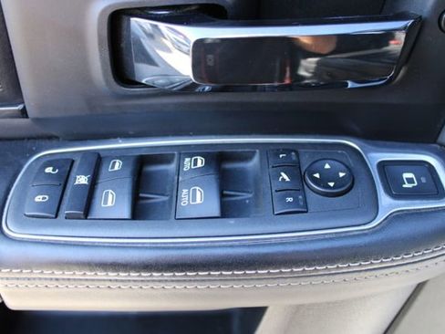 Used 2022 RAM 3500 Limited AWD/4WD image 11