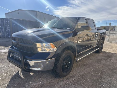 Used 2017 RAM 1500 Lone Star image 3