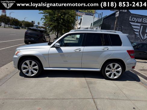 Used 2010 Mercedes-Benz GLK 350 4MATIC image 4