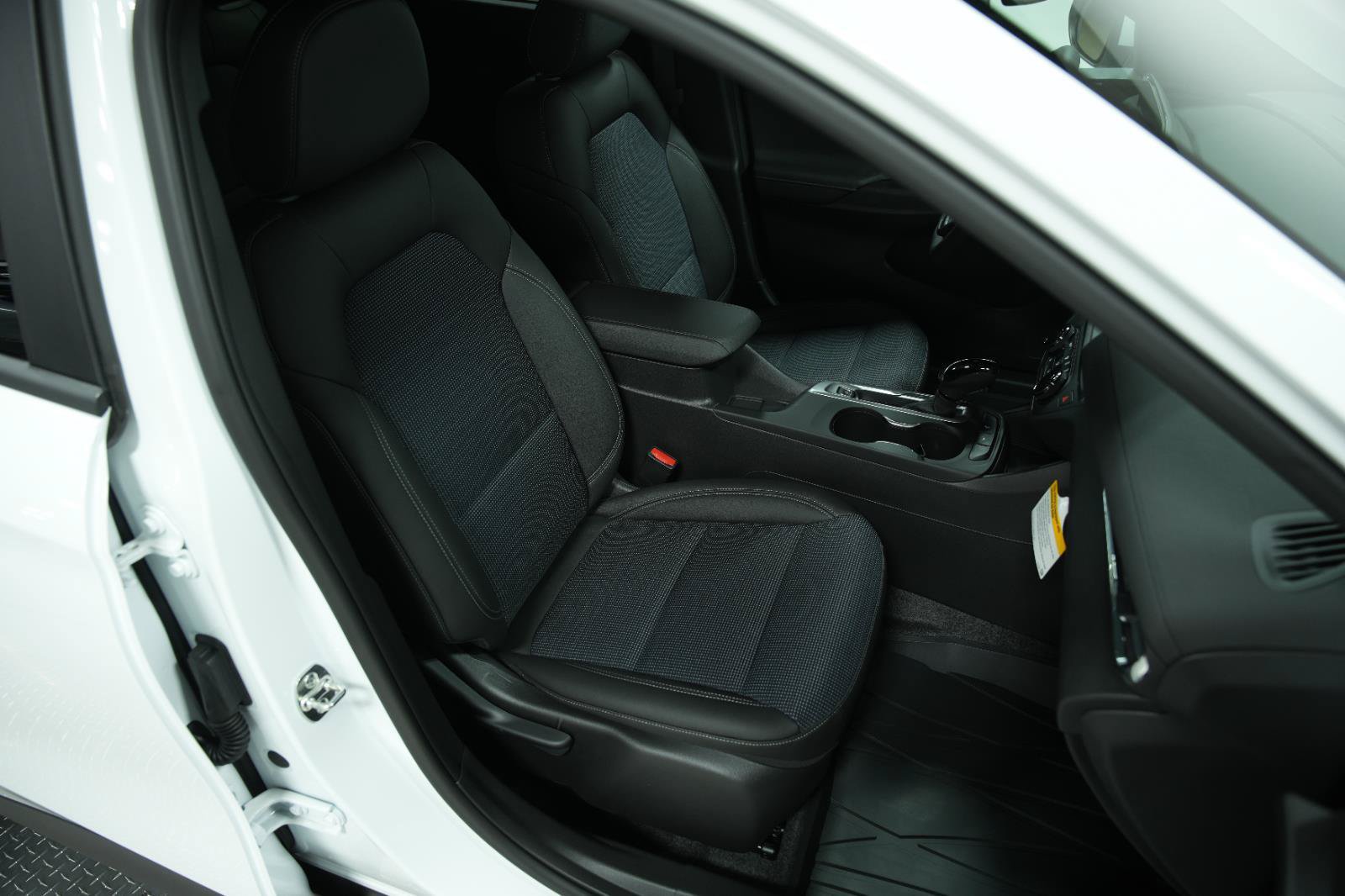 New 2026 Buick Envista Sport Touring w/ Convenience I Package FWD image 17