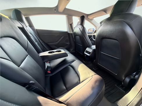 Used 2021 Tesla Model 3 Standard Range Plus RWD image 24