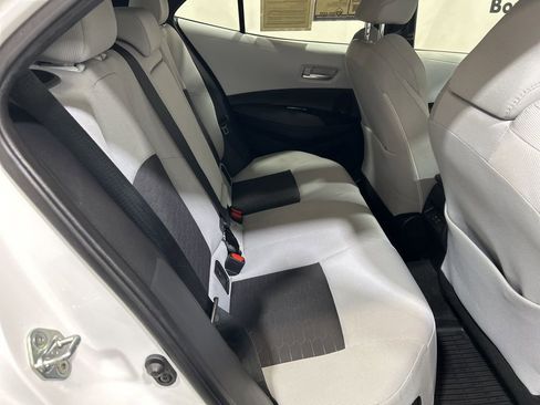 Used 2024 Toyota Corolla SE image 16