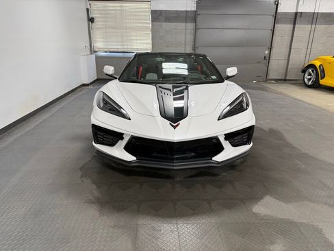 Used 2023 Chevrolet Corvette Stingray Premium Conv w/ Z51 Performance Package image 3