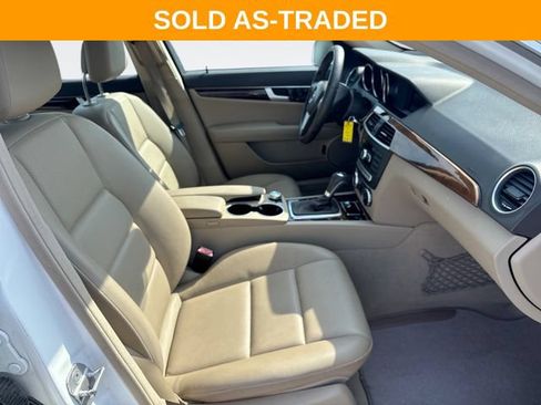 Used 2014 Mercedes-Benz C 250 Sedan image 24
