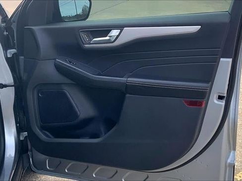 Used 2021 Ford Escape SEL w/ Technology Package image 23