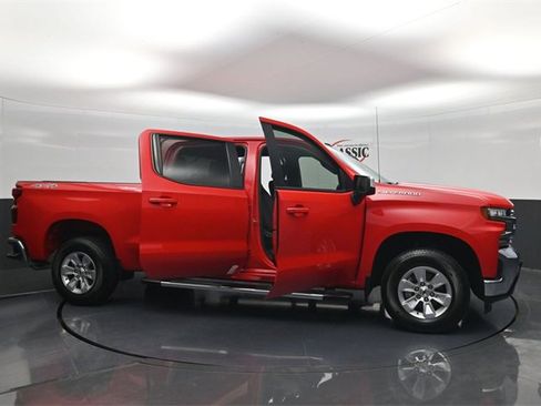 Certified 2021 Chevrolet Silverado 1500 LT image 30